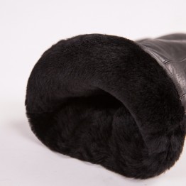 Men's genuine leather gloves with a wrist strap and thick interior wool