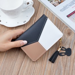 Women’s small zipper leather wallet